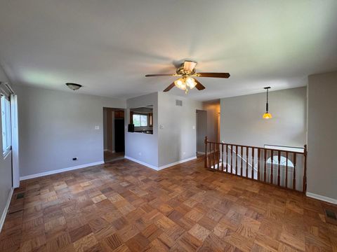 Tiny photo for 5103 Elmwood Road, Oak Forest, IL 60452 (MLS # 12439673)