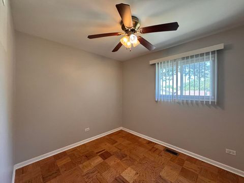 Tiny photo for 5103 Elmwood Road, Oak Forest, IL 60452 (MLS # 12439673)