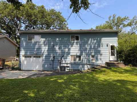 Tiny photo for 5103 Elmwood Road, Oak Forest, IL 60452 (MLS # 12439673)
