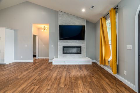 Tiny photo for 1503 Champions Drive, Marion, IL 62959 (MLS # 12633699)