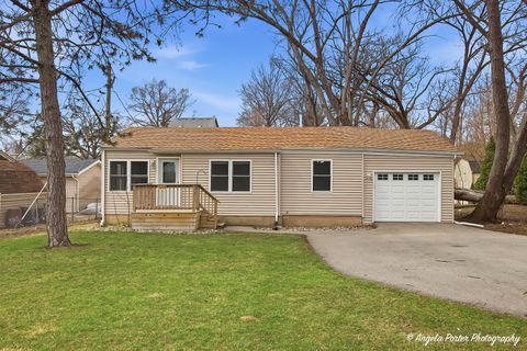 Photo of 5205 N Lake Street, McHenry, IL 60050 (MLS # 12599865)