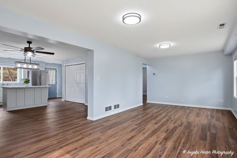 Tiny photo for 5205 N Lake Street, McHenry, IL 60050 (MLS # 12599865)