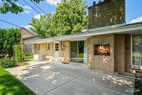 Tiny photo for 1700 Westview Avenue, Lombard, IL 60148 (MLS # 12675397)