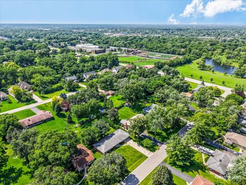 Tiny photo for 1700 Westview Avenue, Lombard, IL 60148 (MLS # 12675397)