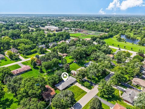 Tiny photo for 1700 Westview Avenue, Lombard, IL 60148 (MLS # 12675397)