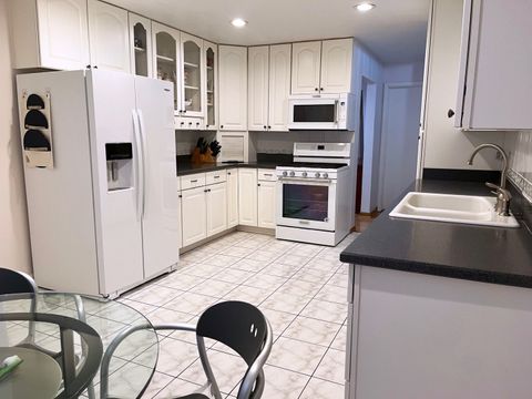 Tiny photo for 6228 N Forest Glen Avenue, Chicago, IL 60646 (MLS # 12502490)