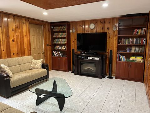 Tiny photo for 6228 N Forest Glen Avenue, Chicago, IL 60646 (MLS # 12502490)