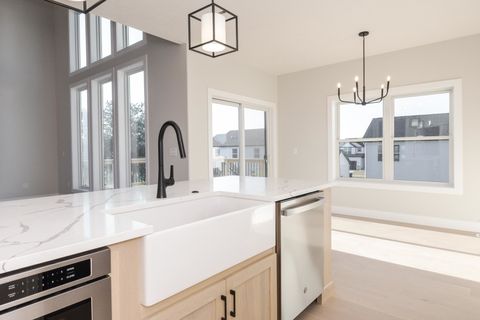 Tiny photo for 5215 Castlebar Drive, Bloomington, IL 61705 (MLS # 12547320)