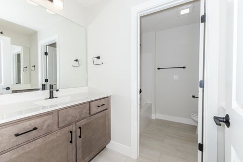 Tiny photo for 5215 Castlebar Drive, Bloomington, IL 61705 (MLS # 12547320)