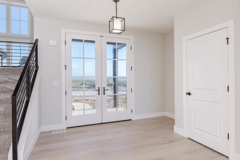 Tiny photo for 5215 Castlebar Drive, Bloomington, IL 61705 (MLS # 12547320)