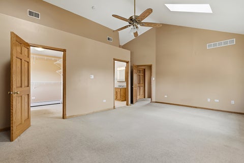 Tiny photo for 9817 Minnick Avenue, Oak Lawn, IL 60453 (MLS # 12720679)