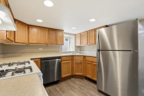 Tiny photo for 9817 Minnick Avenue, Oak Lawn, IL 60453 (MLS # 12720679)