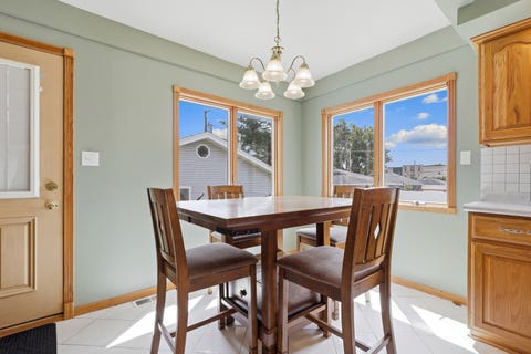 Tiny photo for 9817 Minnick Avenue, Oak Lawn, IL 60453 (MLS # 12720679)