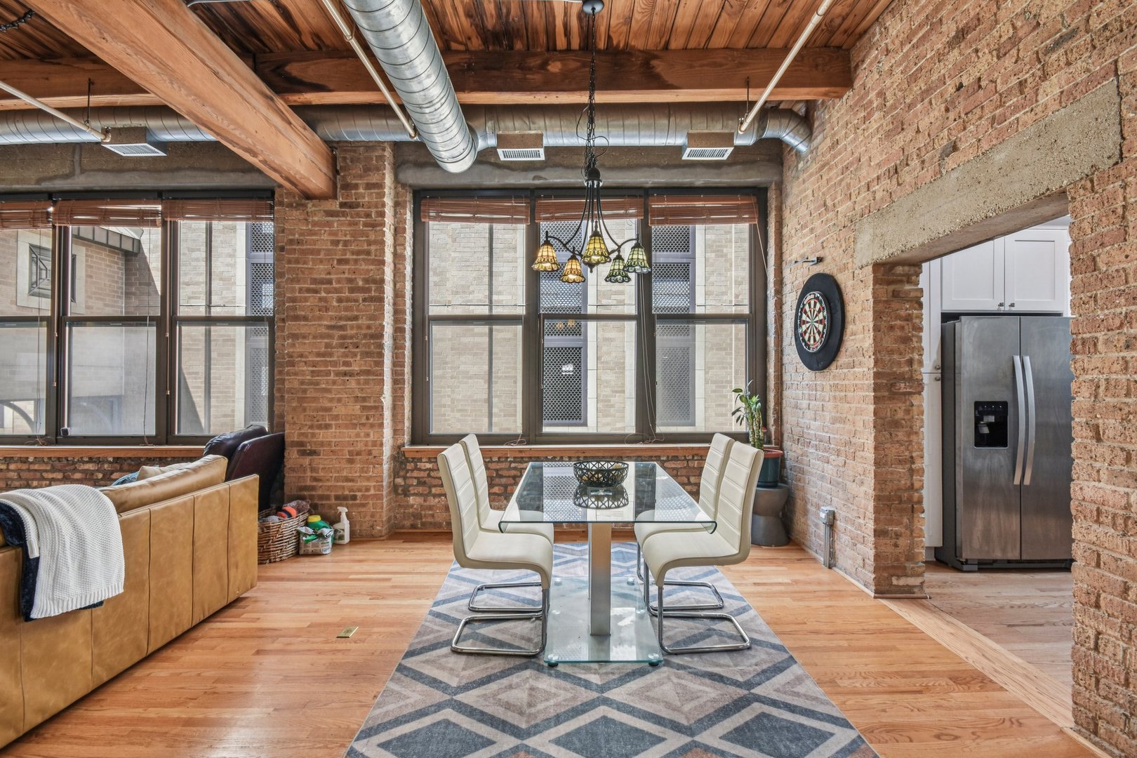 1330 W Monroe Street 210