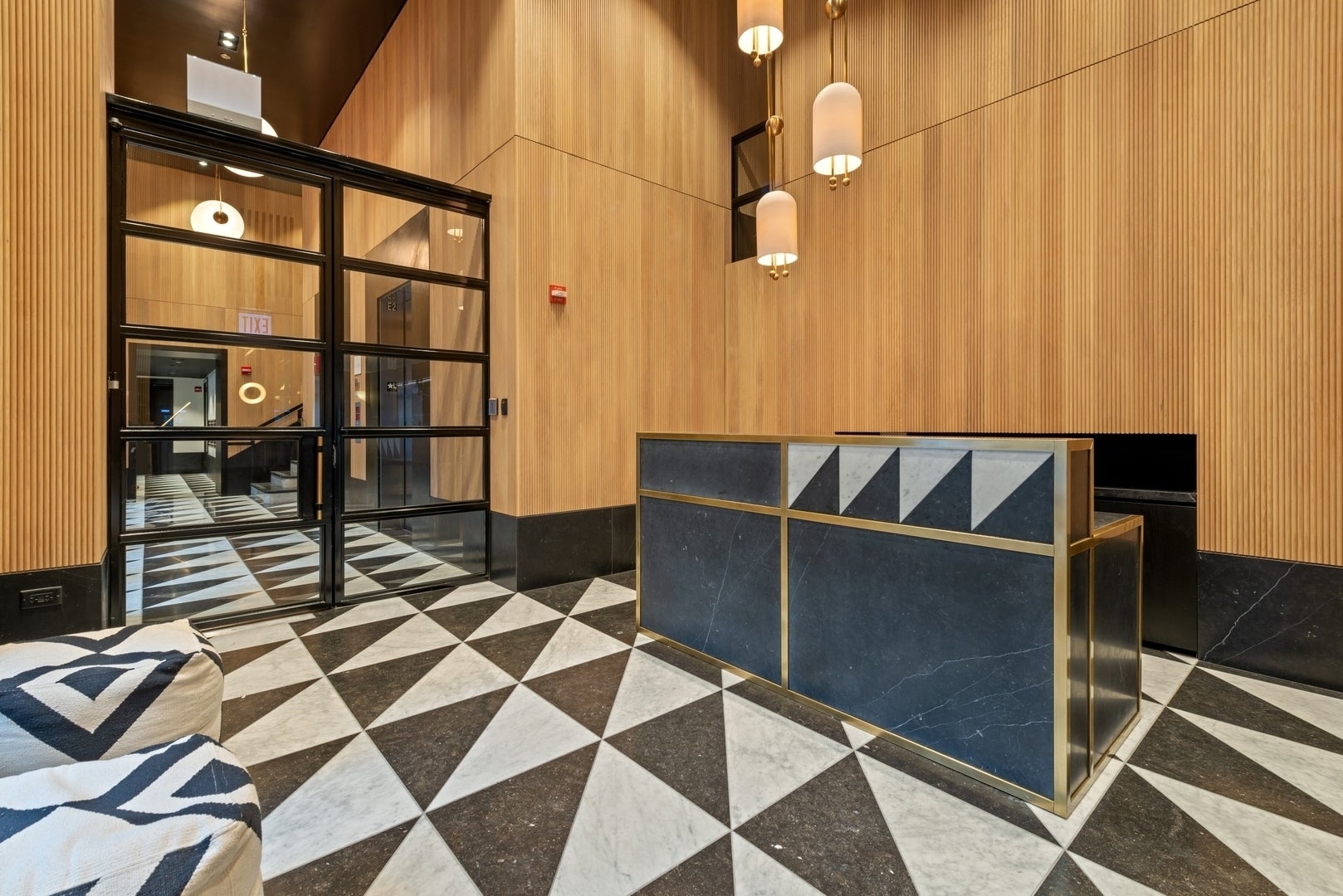 403 N Wabash Avenue 7A
