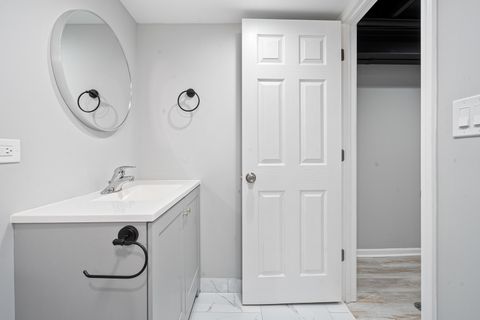 Tiny photo for 604 Dodge Avenue, Evanston, IL 60202 (MLS # 12483934)