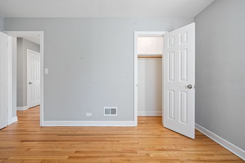 Tiny photo for 604 Dodge Avenue, Evanston, IL 60202 (MLS # 12483934)