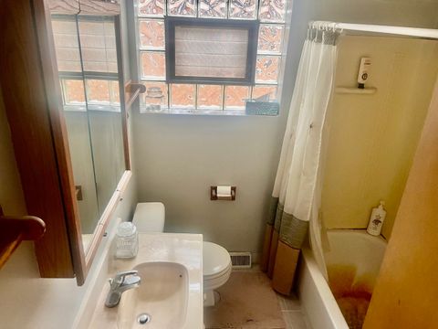 Tiny photo for 15061 Wabash Avenue, South Holland, IL 60473 (MLS # 12593604)