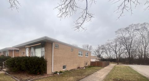 Tiny photo for 15061 Wabash Avenue, South Holland, IL 60473 (MLS # 12593604)