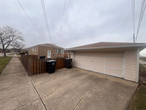 Tiny photo for 15061 Wabash Avenue, South Holland, IL 60473 (MLS # 12593604)