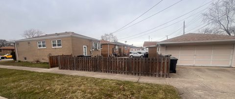 Tiny photo for 15061 Wabash Avenue, South Holland, IL 60473 (MLS # 12593604)