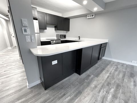 Tiny photo for 300 N State Street #5225, Chicago, IL 60654 (MLS # 12620141)