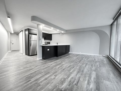 Tiny photo for 300 N State Street #5225, Chicago, IL 60654 (MLS # 12620141)