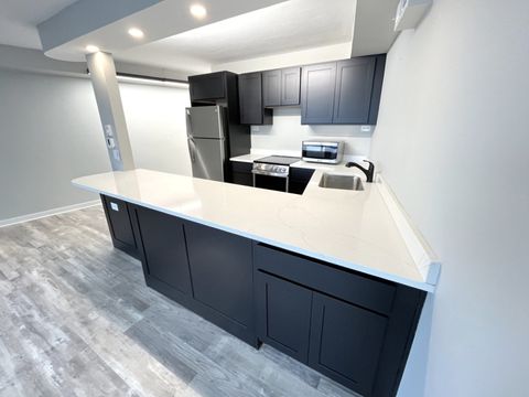 Tiny photo for 300 N State Street #5225, Chicago, IL 60654 (MLS # 12620141)