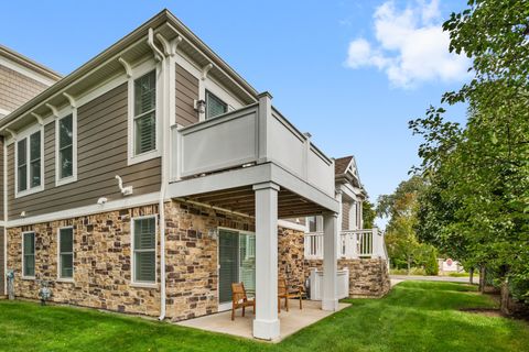 Tiny photo for 826 Chestnut Street, Deerfield, IL 60015 (MLS # 12583138)