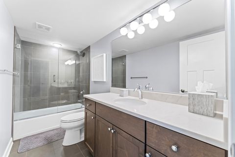 Tiny photo for 826 Chestnut Street, Deerfield, IL 60015 (MLS # 12583138)