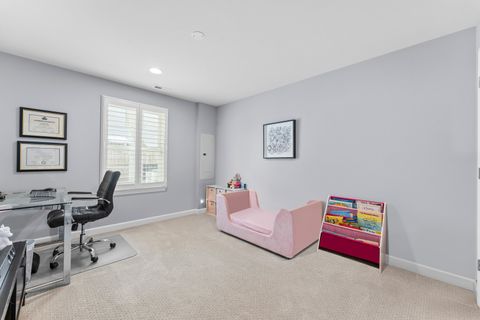 Tiny photo for 826 Chestnut Street, Deerfield, IL 60015 (MLS # 12583138)