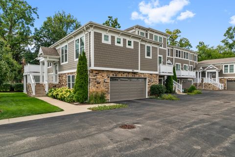 Tiny photo for 826 Chestnut Street, Deerfield, IL 60015 (MLS # 12583138)