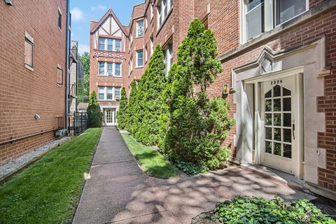 2922.5 N SACRAMENTO Street 3E Chicago IL 60618