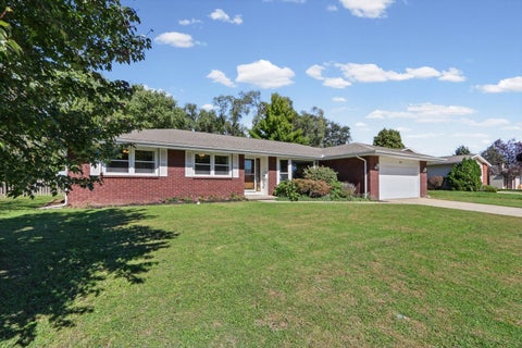 Tiny photo for 1402 Scovill Street, Urbana, IL 61801 (MLS # 12729415)