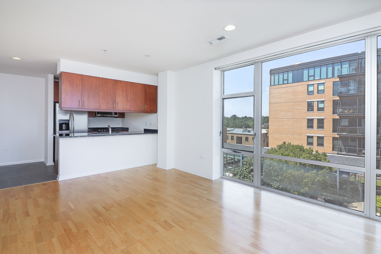 1720 Oak Avenue 610