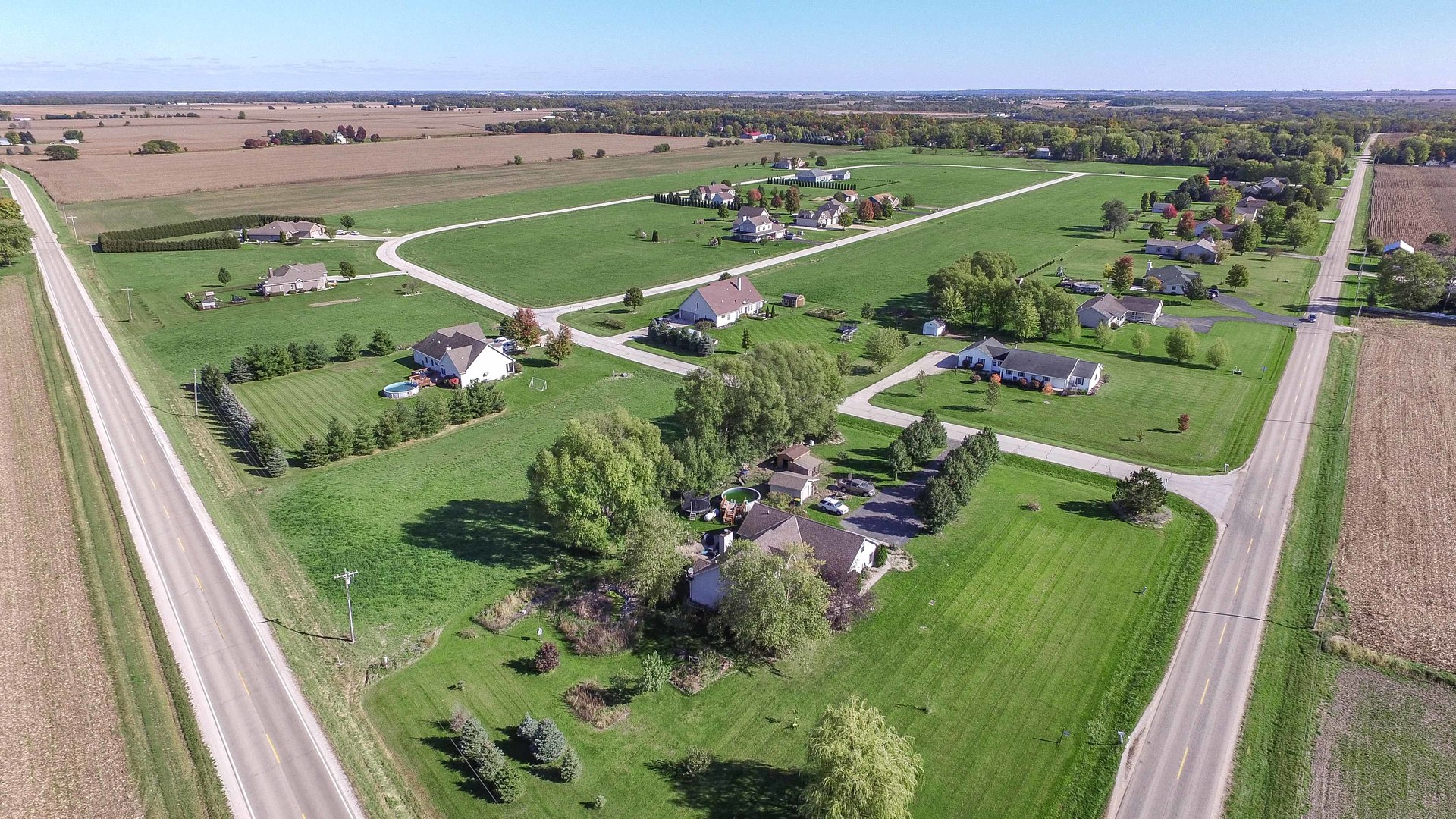 2422 N 4220th Road