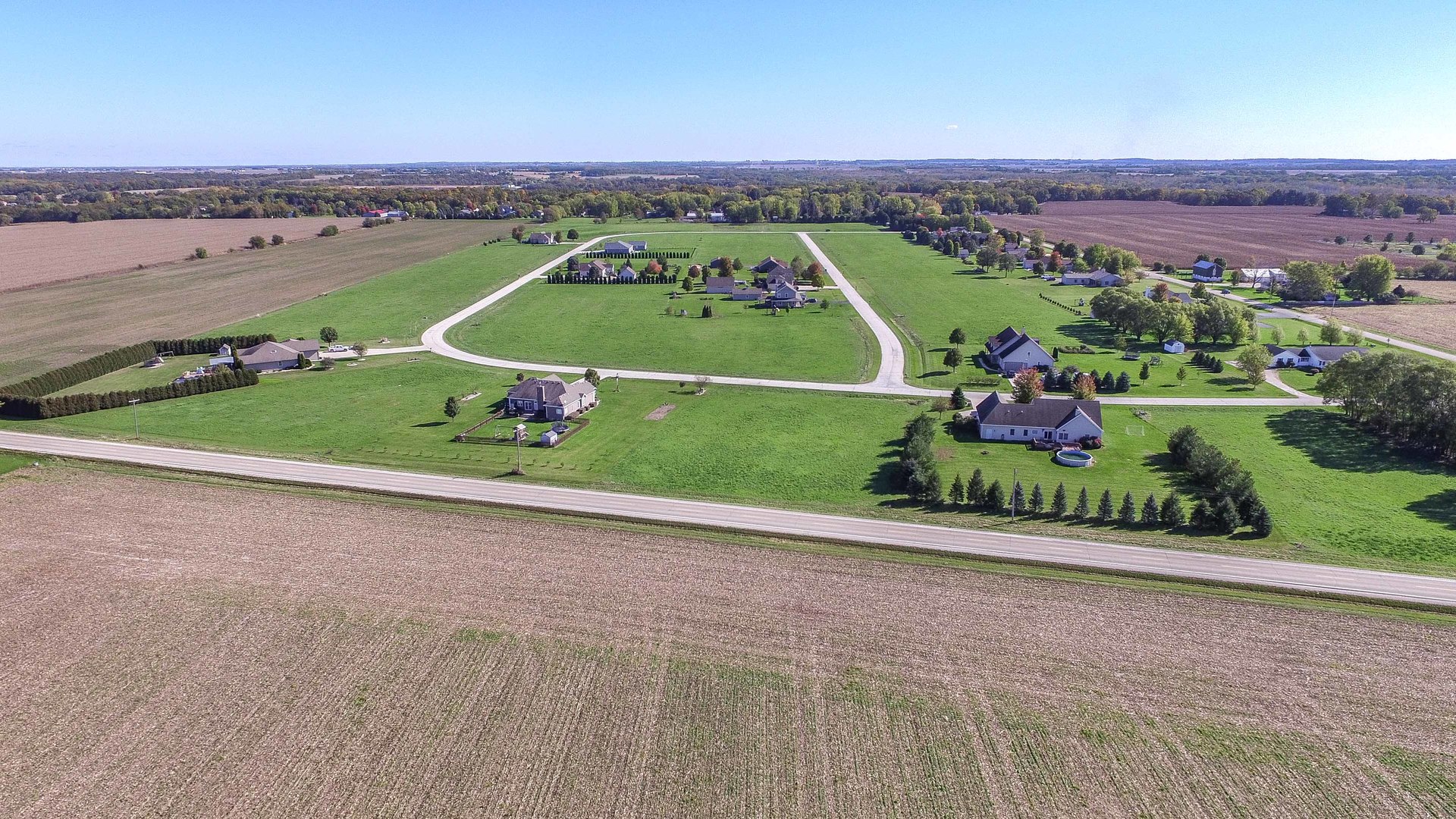 2422 N 4220th Road