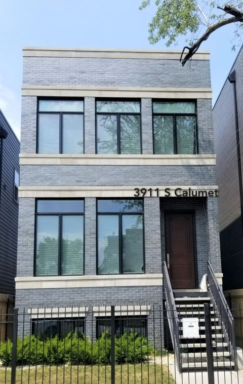 3911 S Calumet Avenue Chicago IL 60653