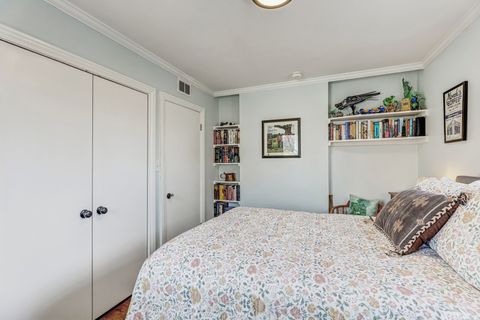 Tiny photo for 1906 W Greendale Avenue, Park Ridge, IL 60068 (MLS # 12594202)