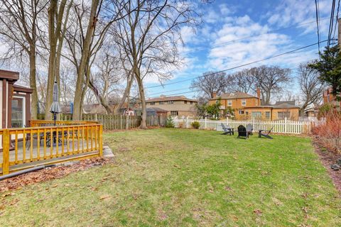 Tiny photo for 1906 W Greendale Avenue, Park Ridge, IL 60068 (MLS # 12594202)