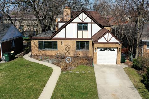 Tiny photo for 1906 W Greendale Avenue, Park Ridge, IL 60068 (MLS # 12594202)