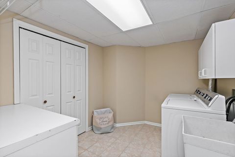 Tiny photo for 924 Shoreline Road, Lake Barrington, IL 60010 (MLS # 12523523)