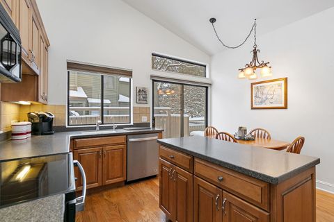 Tiny photo for 924 Shoreline Road, Lake Barrington, IL 60010 (MLS # 12523523)