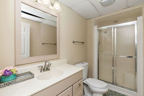 Tiny photo for 924 Shoreline Road, Lake Barrington, IL 60010 (MLS # 12523523)