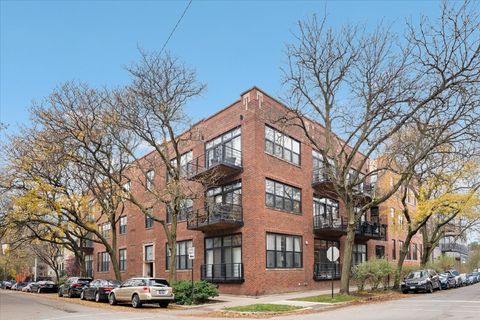 Photo of 1670 N Claremont Avenue #209, Chicago, IL 60647 (MLS # 12560143)
