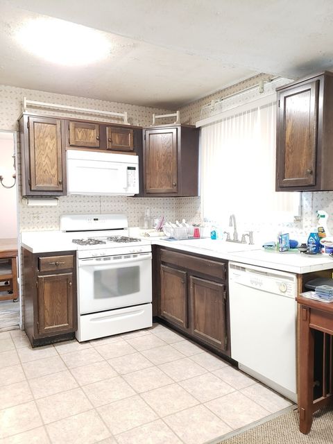 Tiny photo for 7 Blue jay Court, Woodridge, IL 60517 (MLS # 12540257)