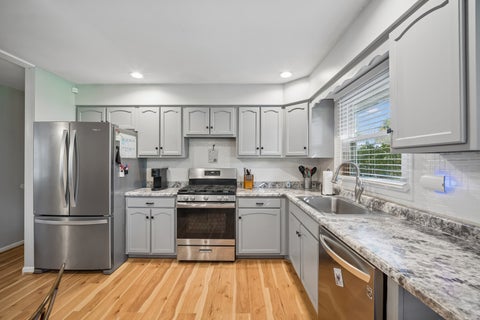 Tiny photo for 889 Kane Street, South Elgin, IL 60177 (MLS # 12776324)
