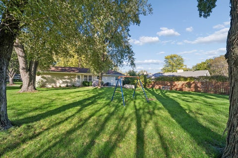 Tiny photo for 889 Kane Street, South Elgin, IL 60177 (MLS # 12776324)