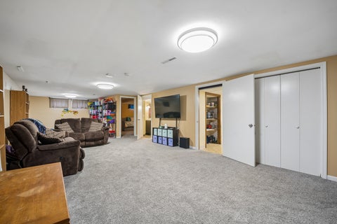 Tiny photo for 889 Kane Street, South Elgin, IL 60177 (MLS # 12776324)