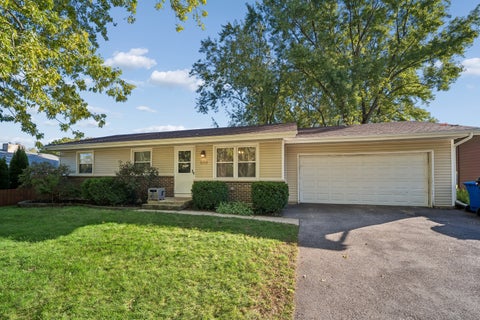 Photo of 889 Kane Street, South Elgin, IL 60177 (MLS # 12776324)